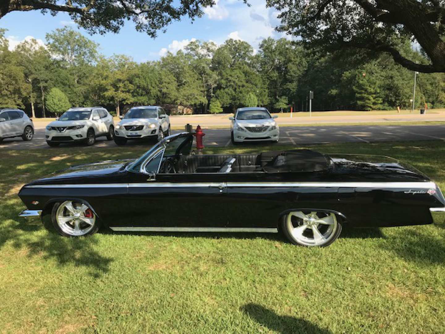 3rd Image of a 1962 CHEVROLET IMPALA