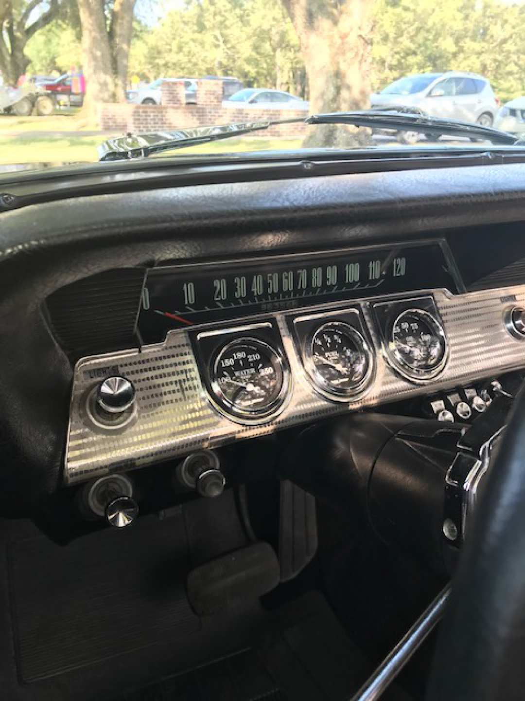 5th Image of a 1962 CHEVROLET IMPALA