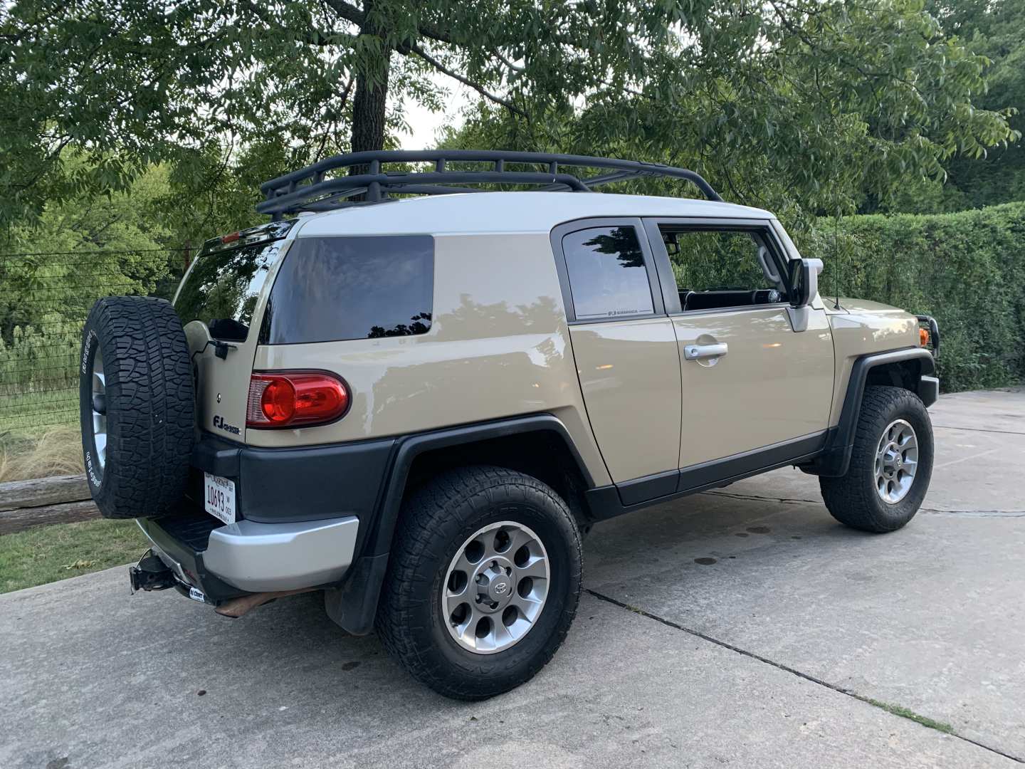 1st Image of a 2011 TOYOTA FJ CRUISER