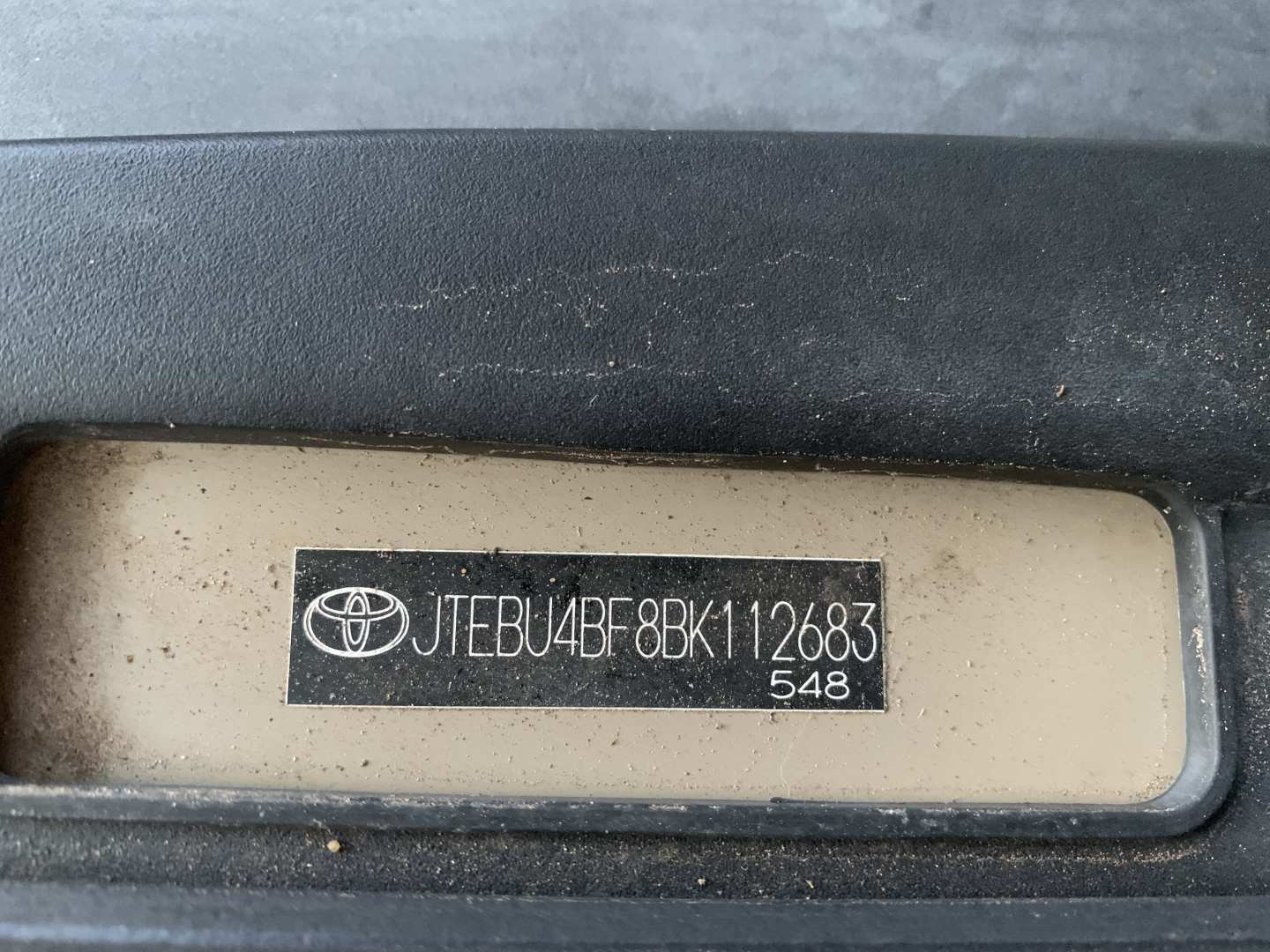 6th Image of a 2011 TOYOTA FJ CRUISER