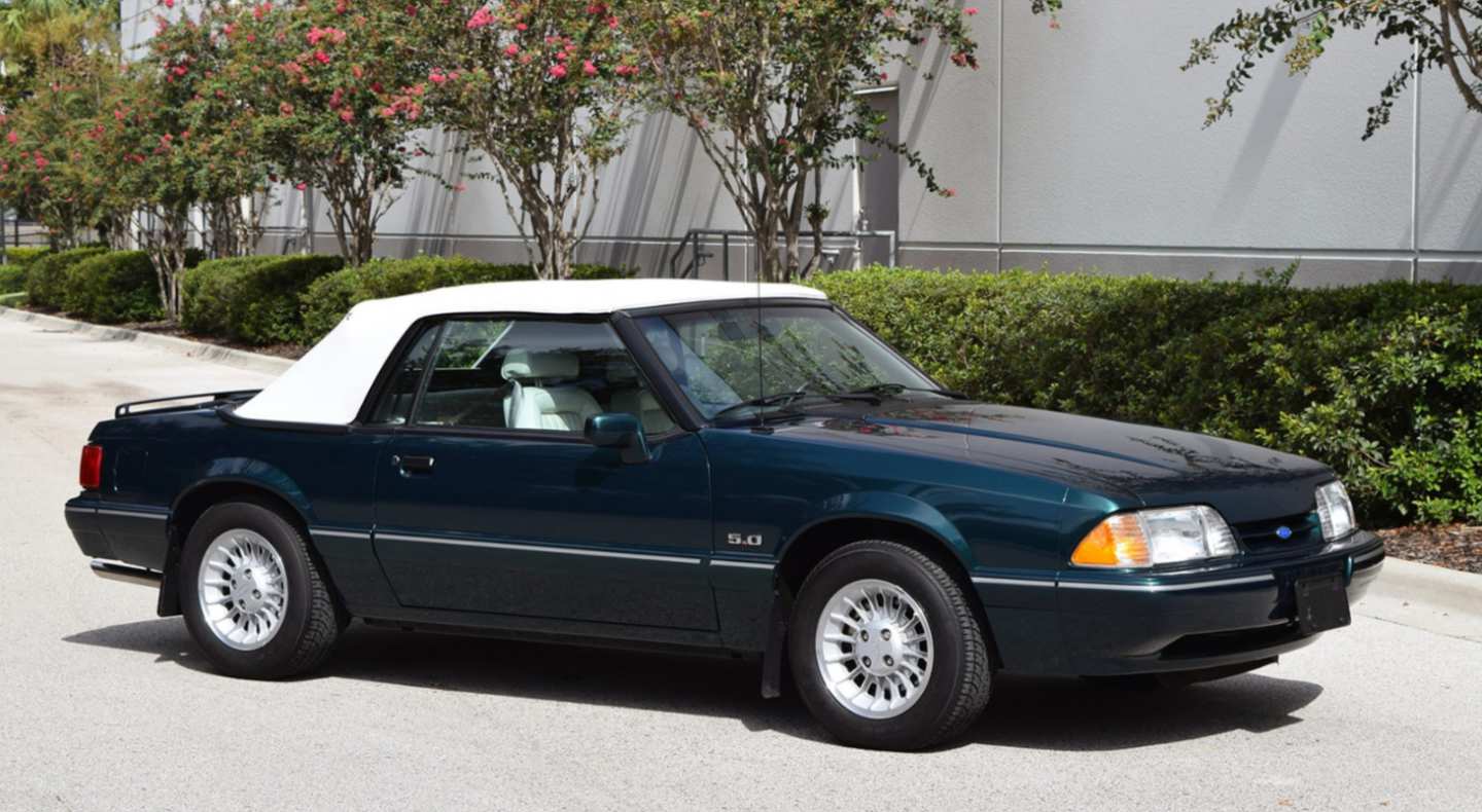 0th Image of a 1990 FORD MUSTANG LX