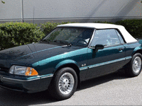 Image 3 of 8 of a 1990 FORD MUSTANG LX