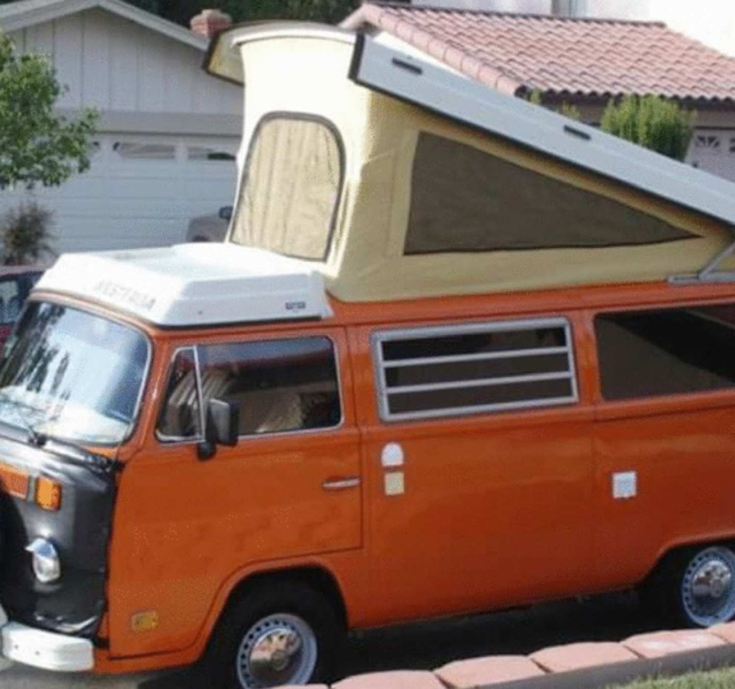 1st Image of a 1975 VOLKSWAGEN WESTFALIA DELUXE