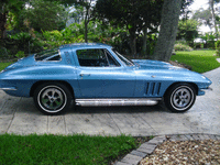 Image 5 of 17 of a 1965 CHEVROLET CORVETTE