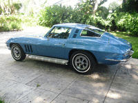 Image 8 of 17 of a 1965 CHEVROLET CORVETTE