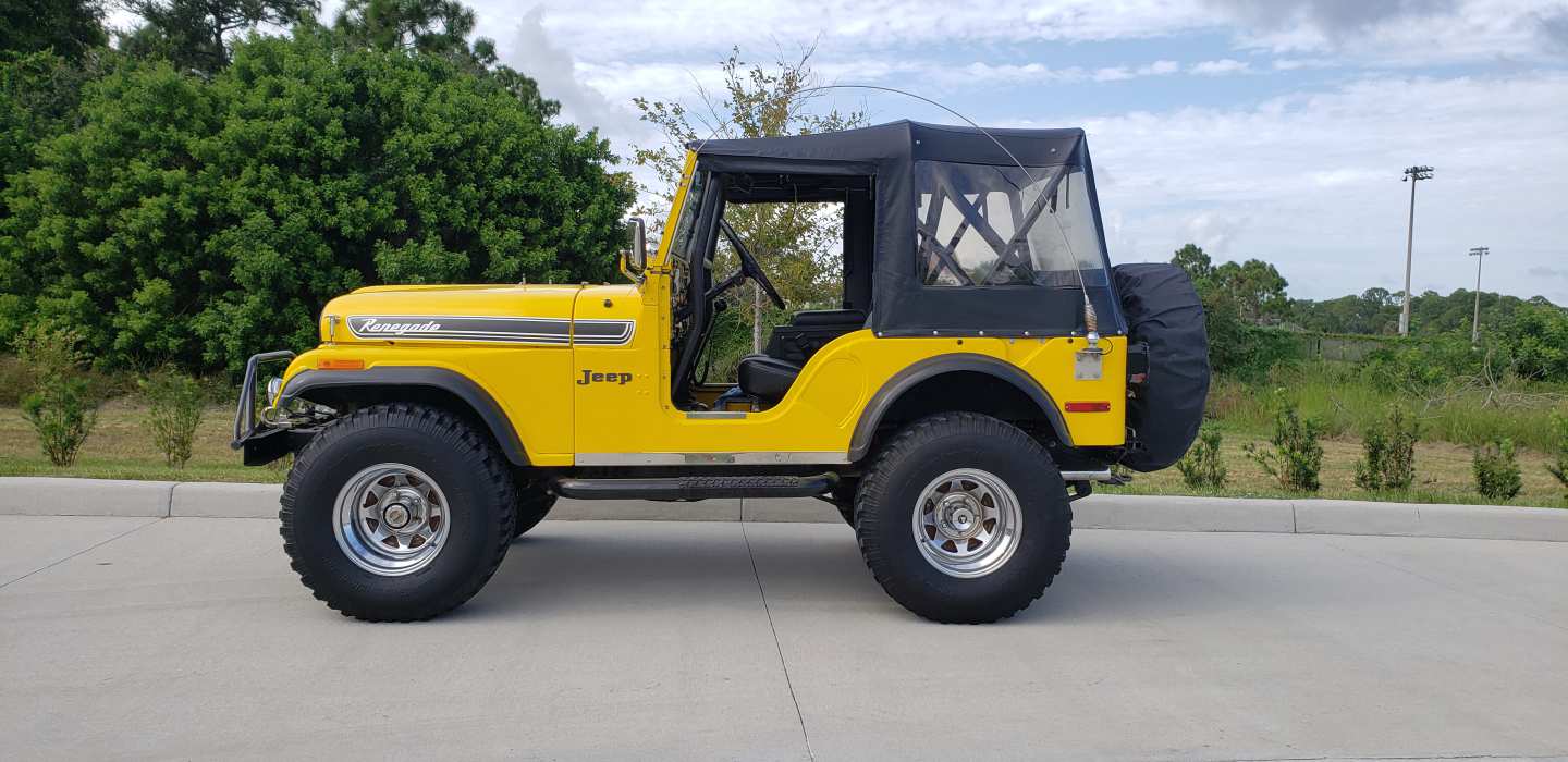 2nd Image of a 1972 JEEP CJ5