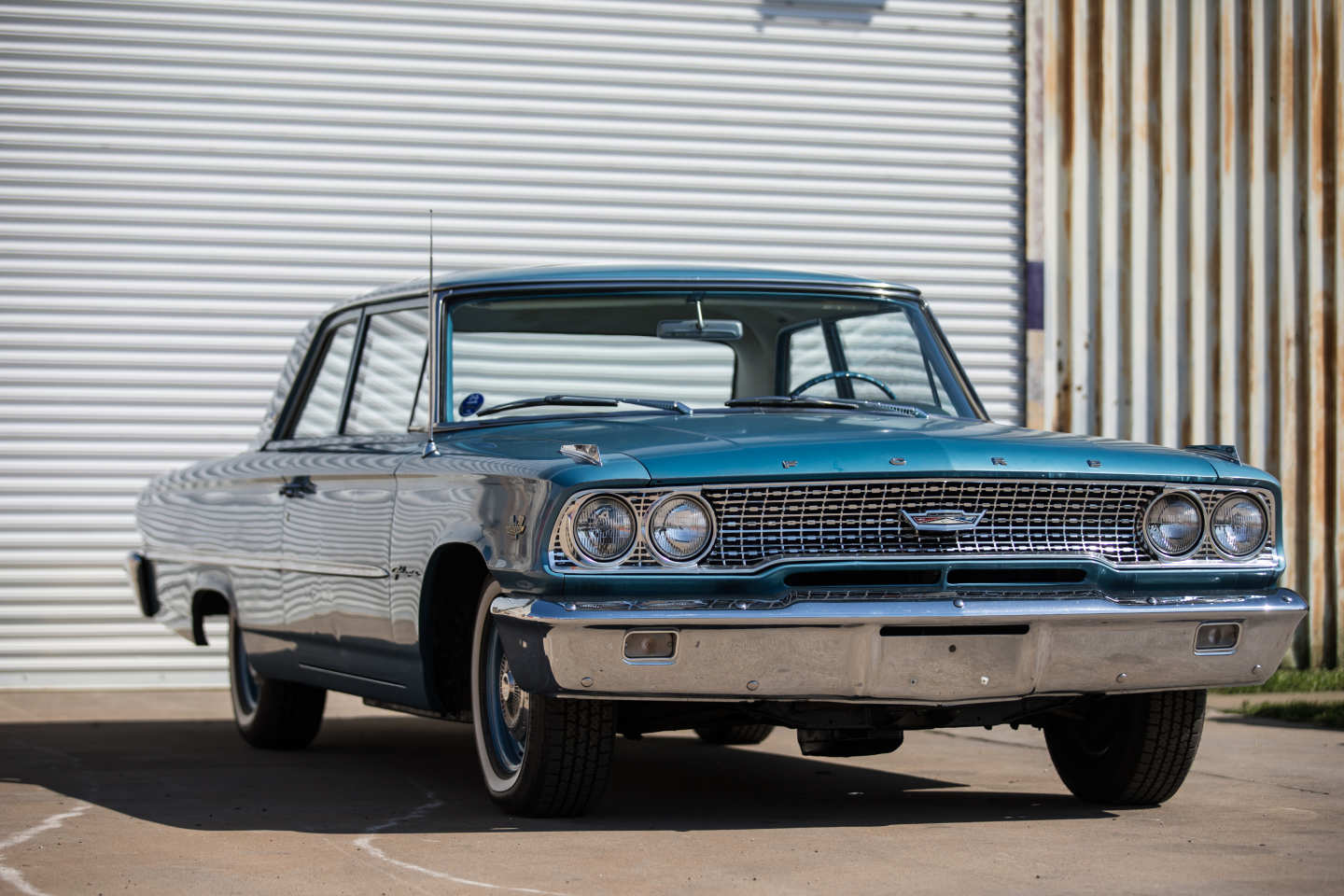 2nd Image of a 1963 FORD GALAXIE