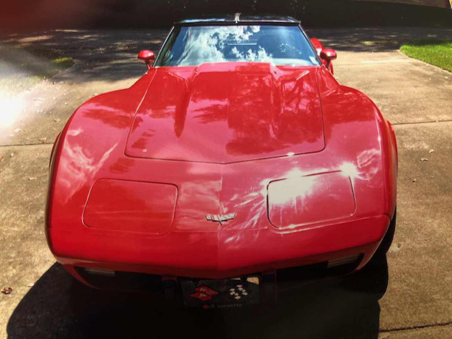 2nd Image of a 1977 CHEVROLET CORVETTE