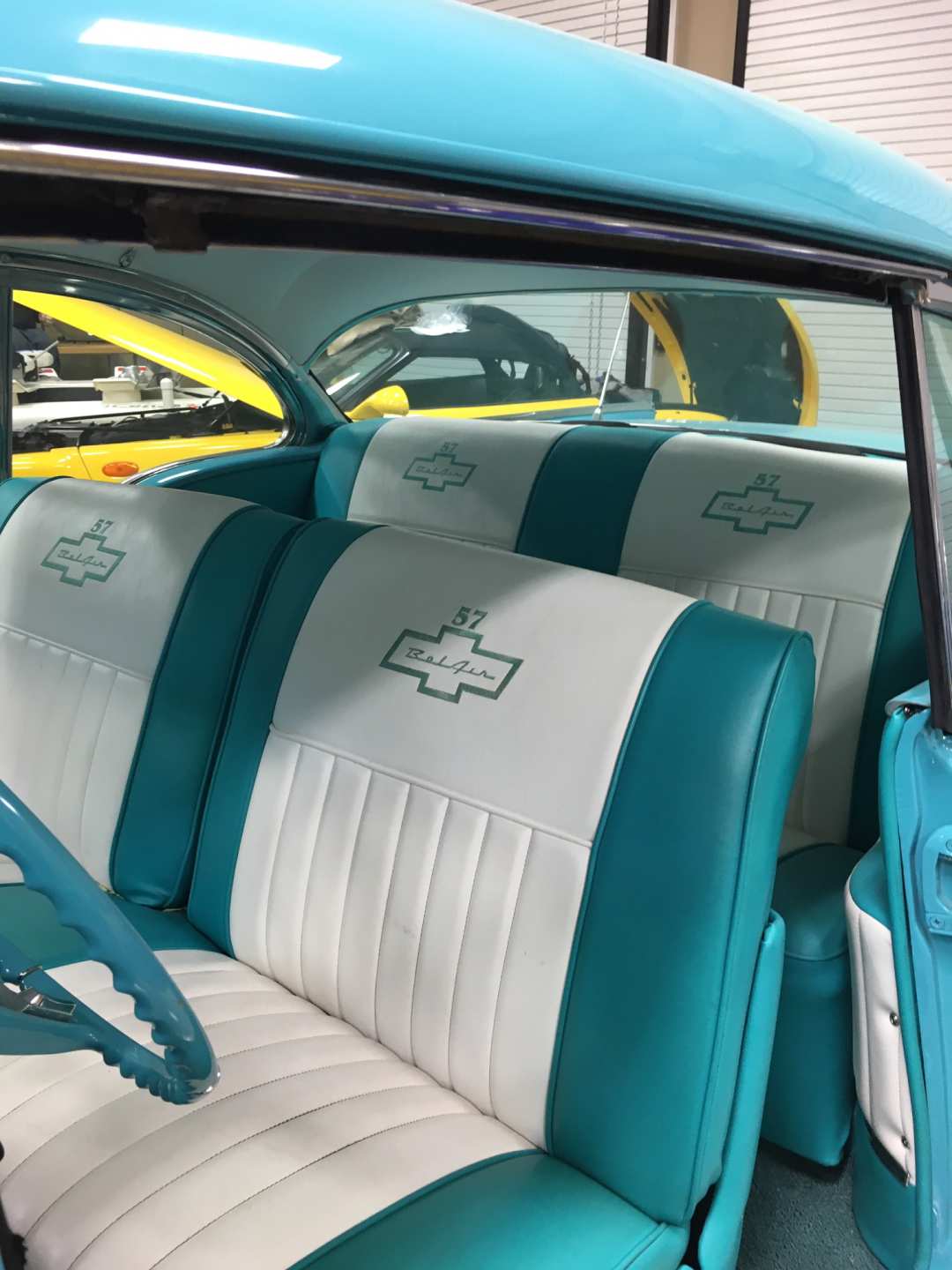 4th Image of a 1957 CHEVROLET BELAIR