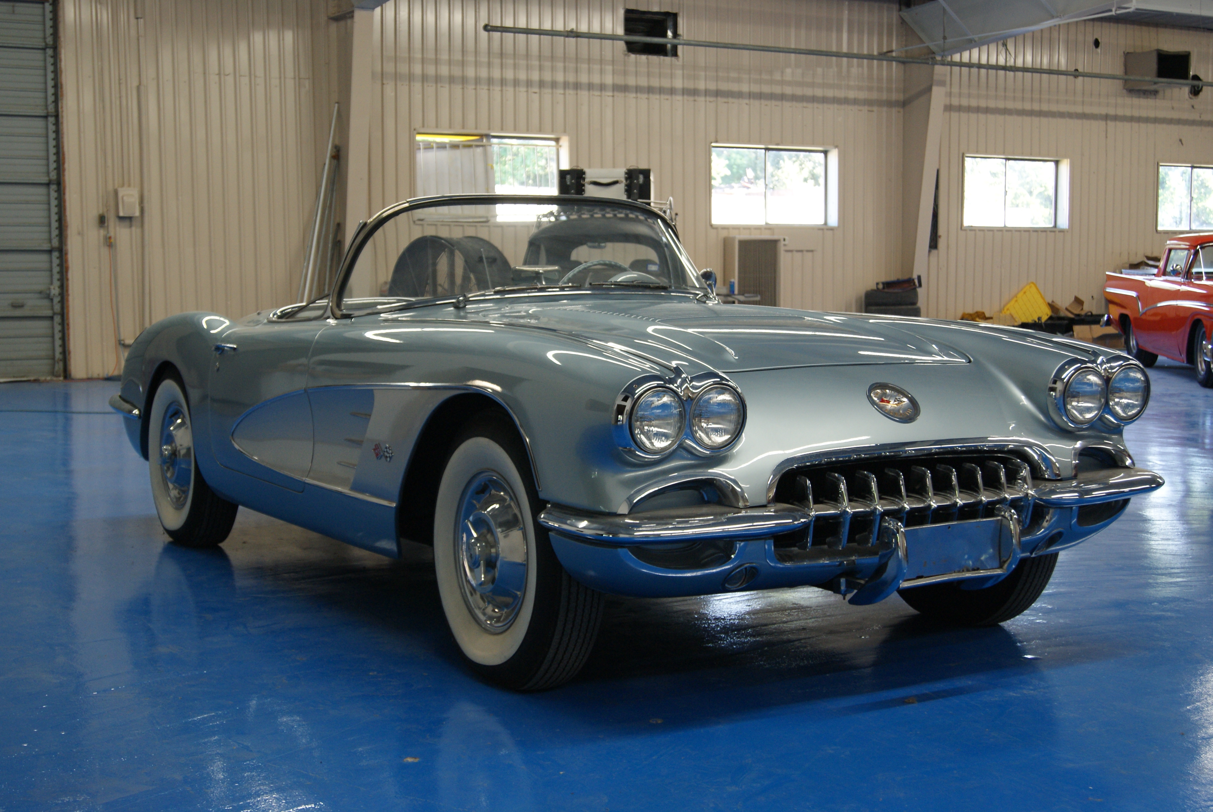 3rd Image of a 1958 CHEVROLET CORVETTE