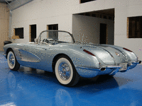 Image 8 of 27 of a 1958 CHEVROLET CORVETTE