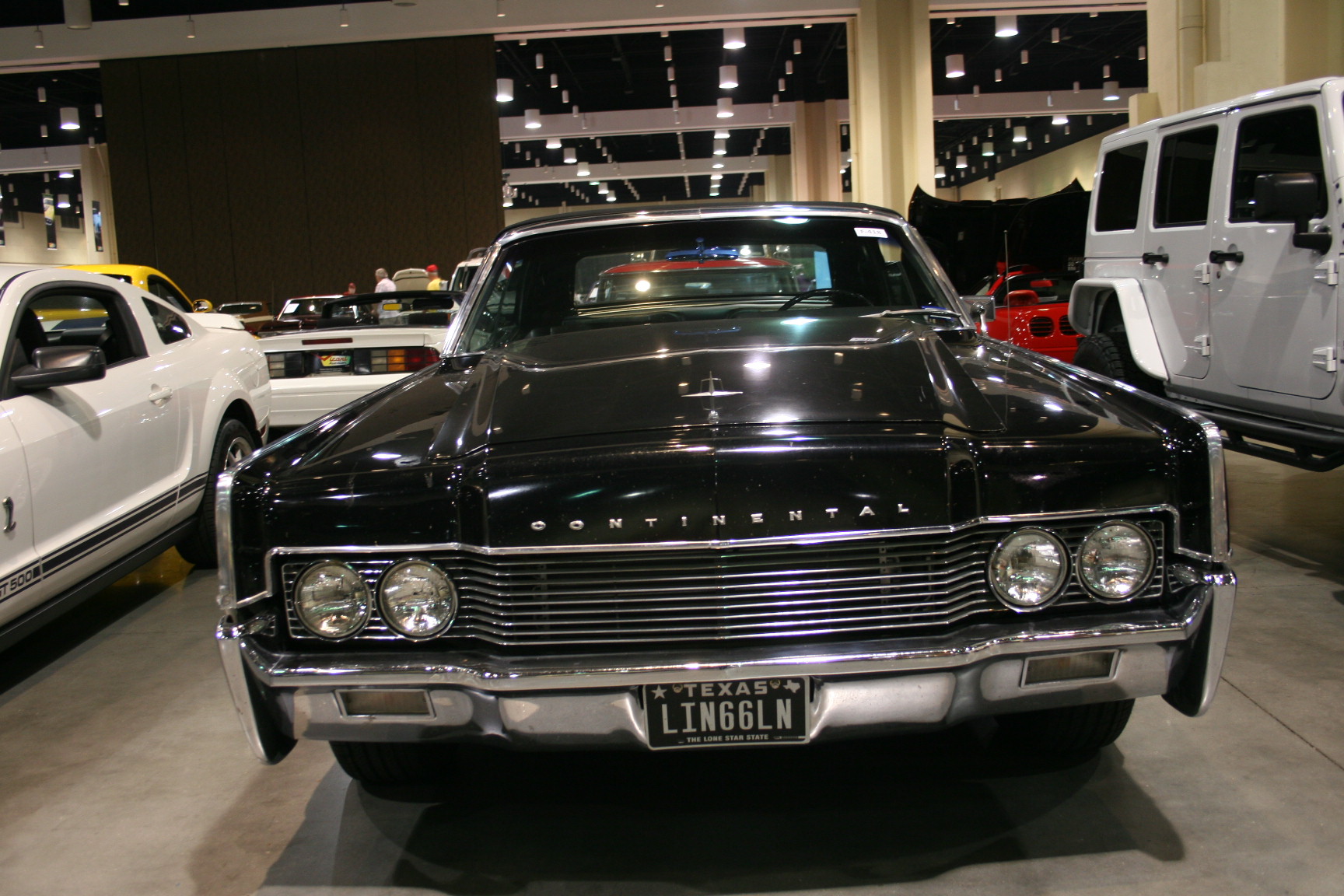 3rd Image of a 1966 LINCOLN CONTINENTAL