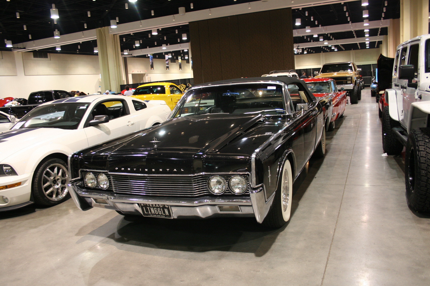 4th Image of a 1966 LINCOLN CONTINENTAL