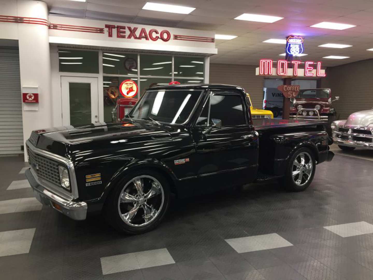 14th Image of a 1972 CHEVROLET C10 CHEYENNE