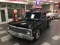 Image 1 of 32 of a 1972 CHEVROLET C10 CHEYENNE