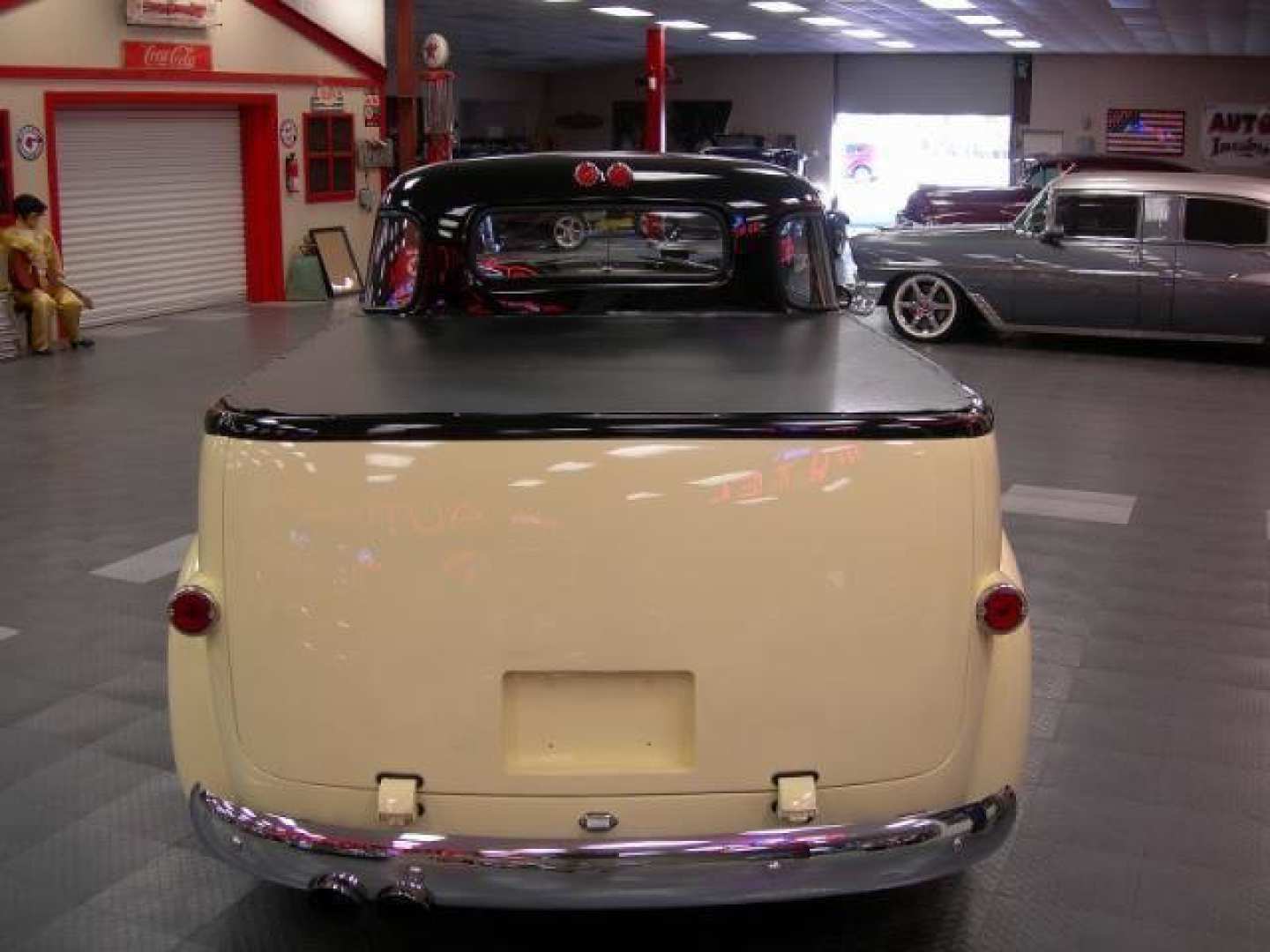 5th Image of a 1950 CHEVROLET 5 WINDOW