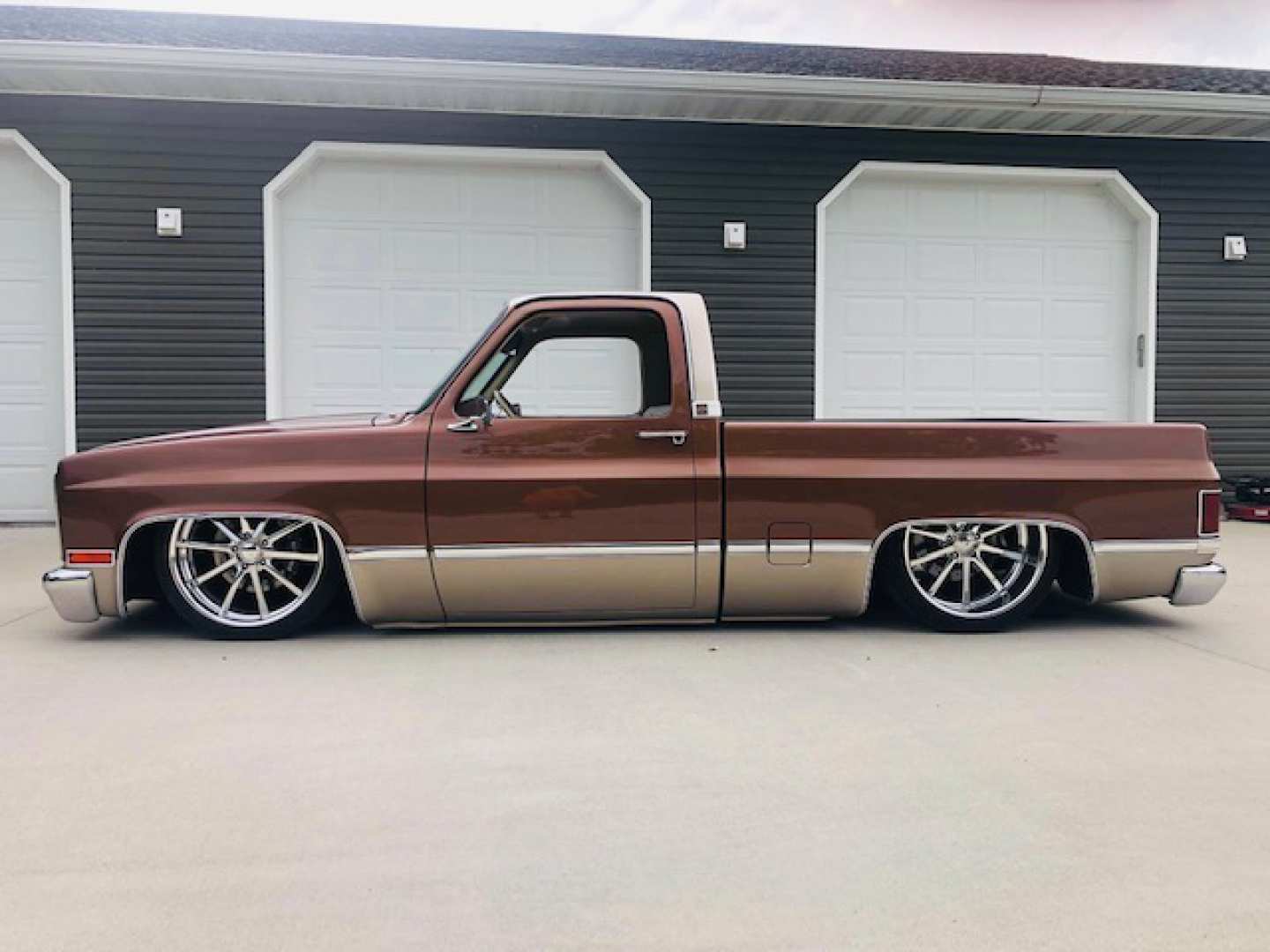 3rd Image of a 1983 CHEVROLET C10