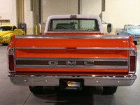 Image 10 of 11 of a 1971 GMC 2500