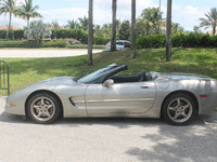 Image 2 of 19 of a 1999 CHEVROLET CORVETTE