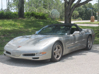 Image 11 of 19 of a 1999 CHEVROLET CORVETTE