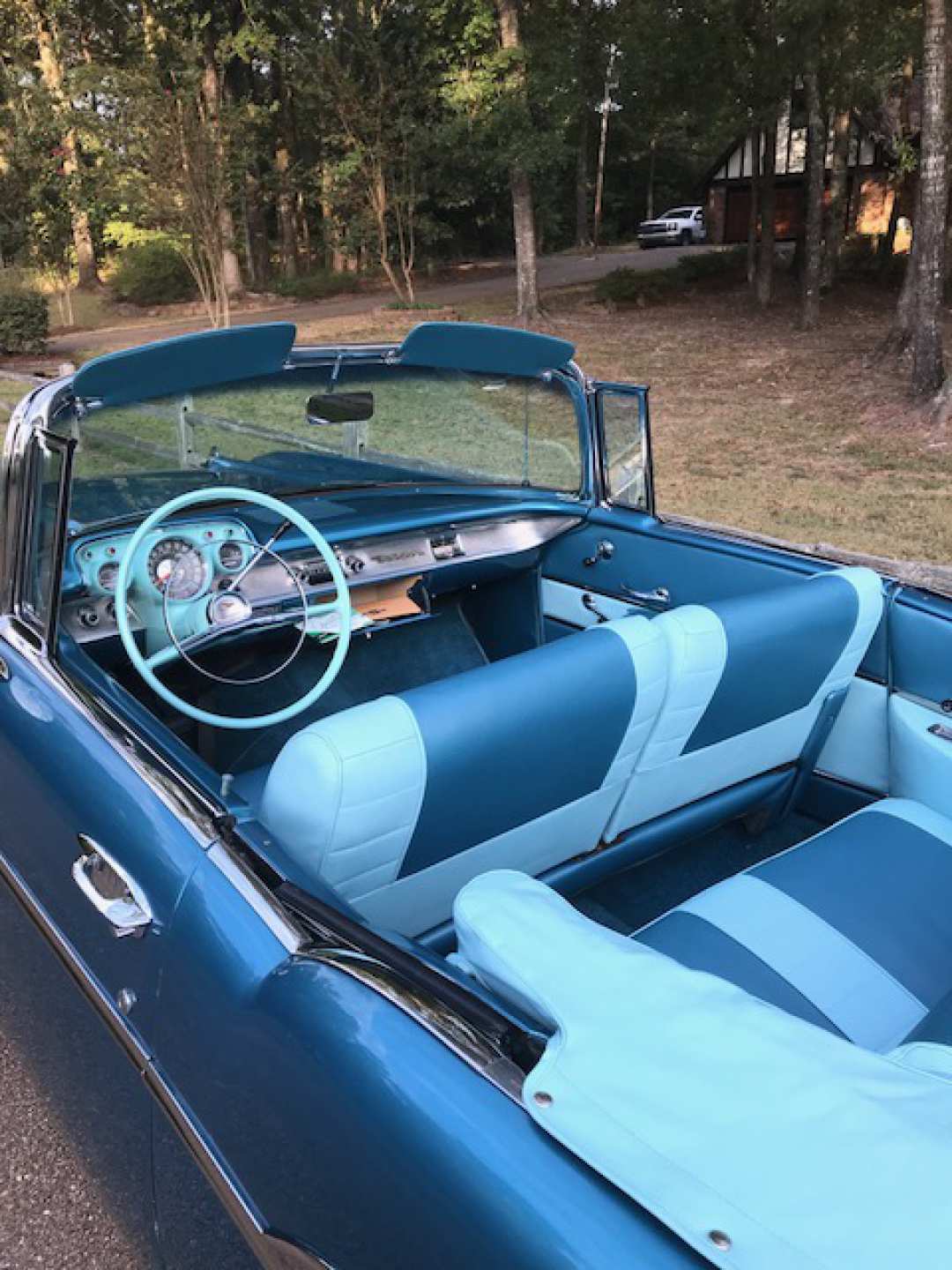 2nd Image of a 1957 CHEVROLET BELAIR