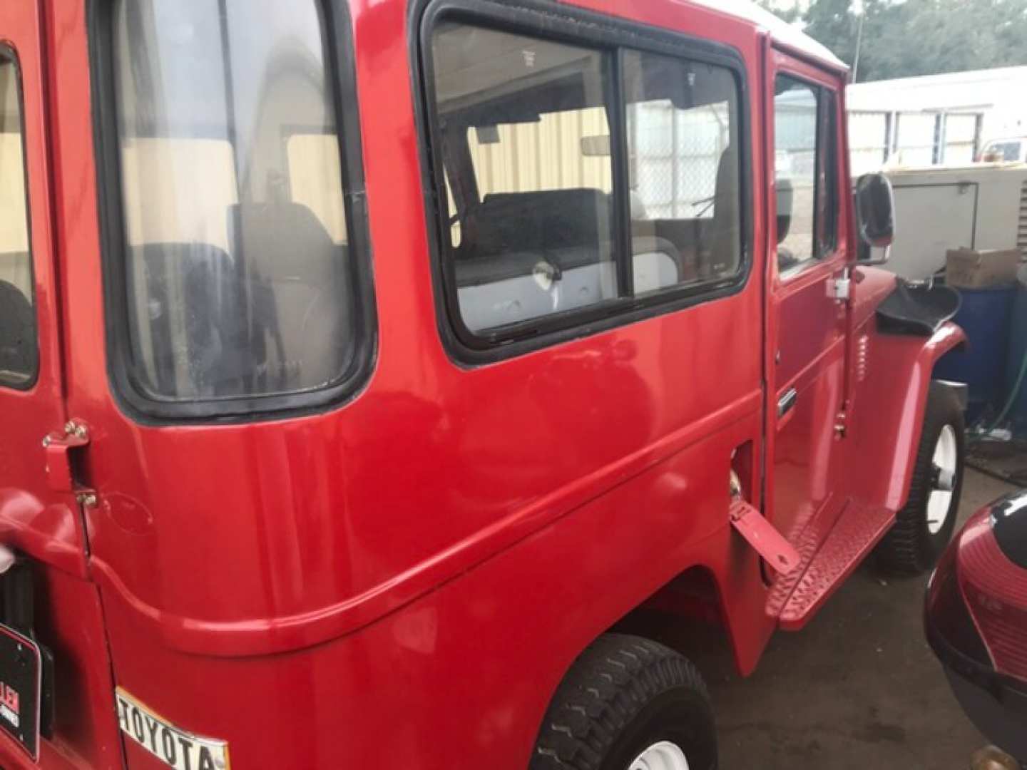 3rd Image of a 1978 TOYOTA FJ 40