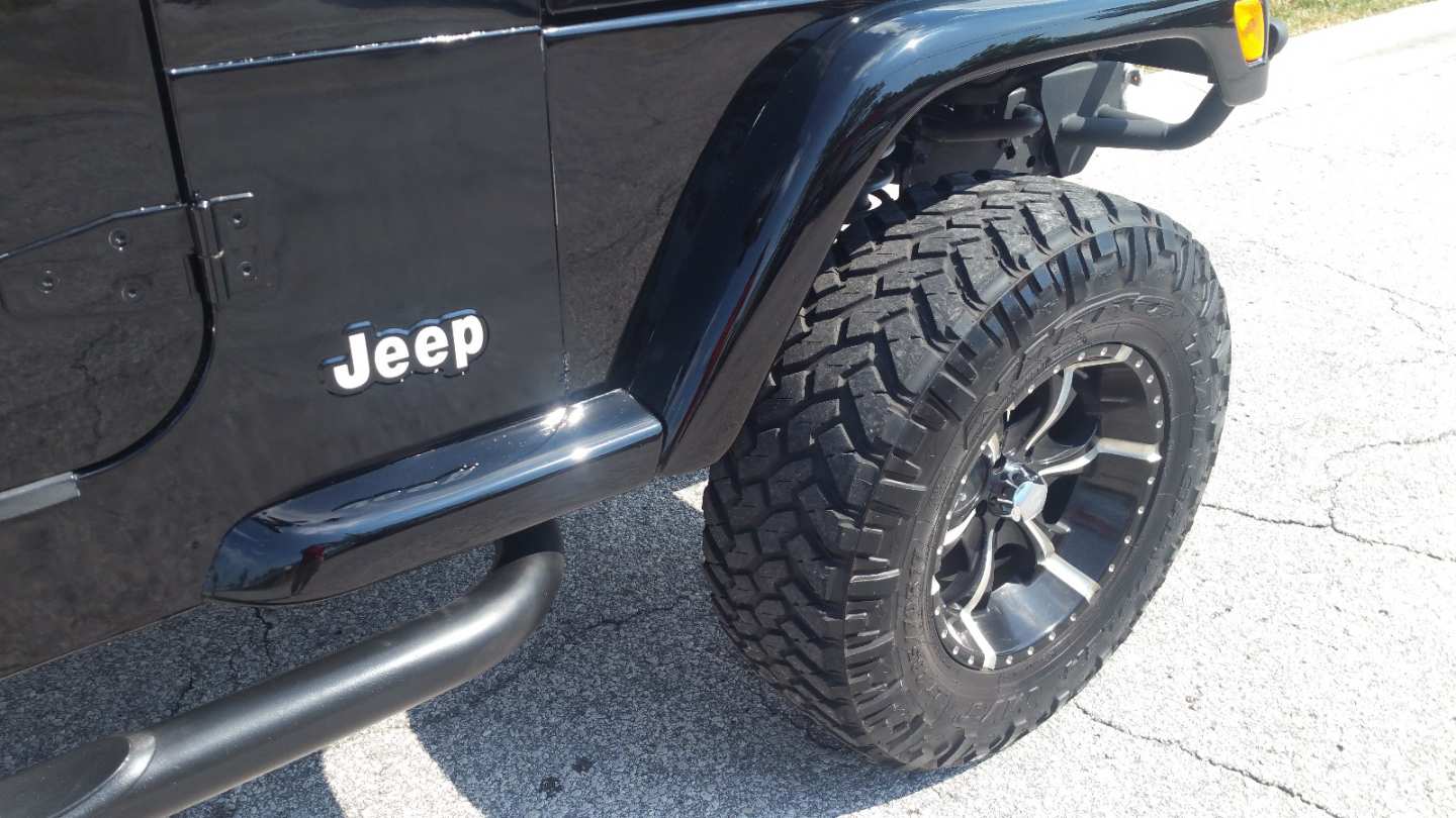 3rd Image of a 2002 JEEP WRANGLER