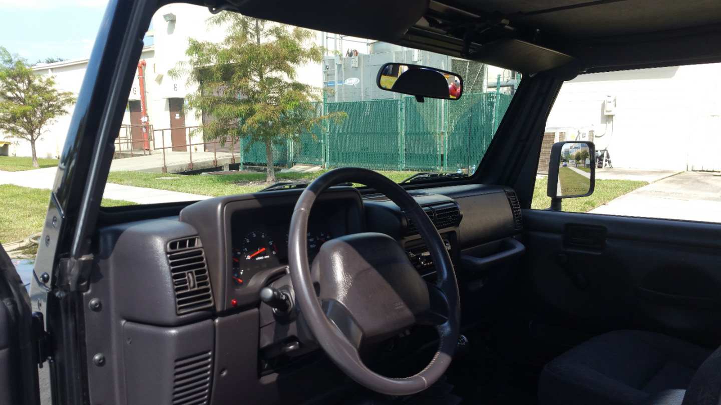 8th Image of a 2002 JEEP WRANGLER
