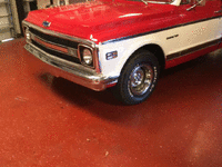 Image 4 of 10 of a 1970 CHEVROLET C10