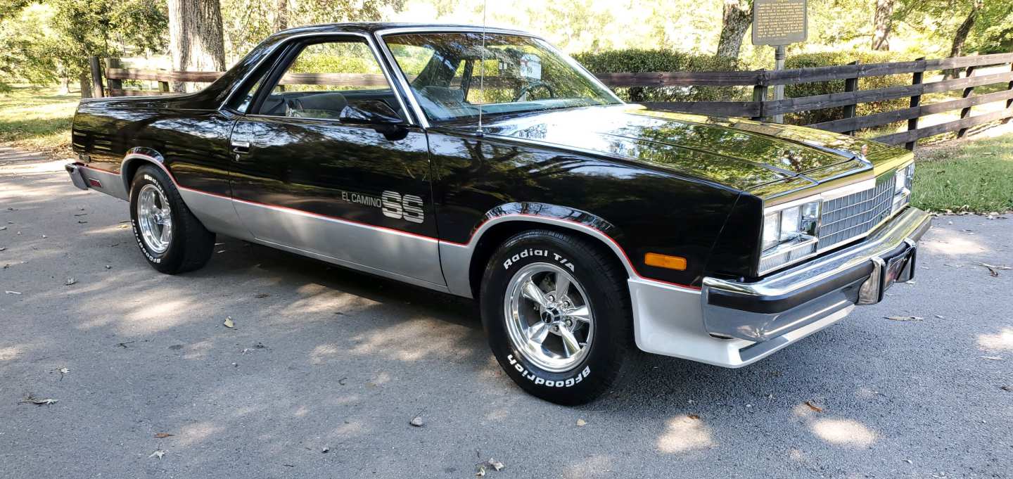 2nd Image of a 1986 CHEVROLET EL CAMINO