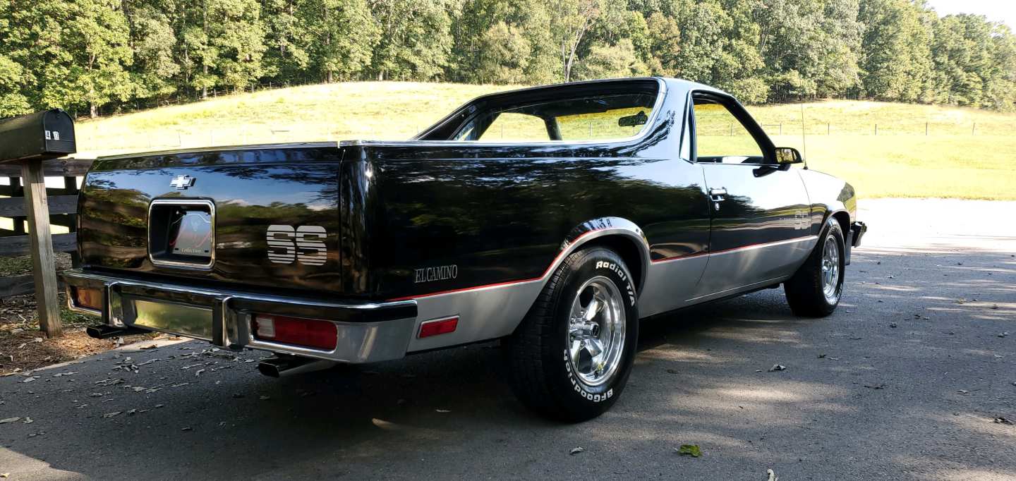 3rd Image of a 1986 CHEVROLET EL CAMINO