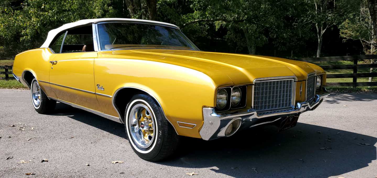 4th Image of a 1972 OLDSMOBILE CUTLASS