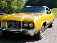 Image 3 of 24 of a 1972 OLDSMOBILE CUTLASS