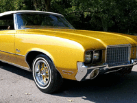 Image 5 of 24 of a 1972 OLDSMOBILE CUTLASS