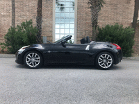 Image 4 of 10 of a 2013 NISSAN 370Z