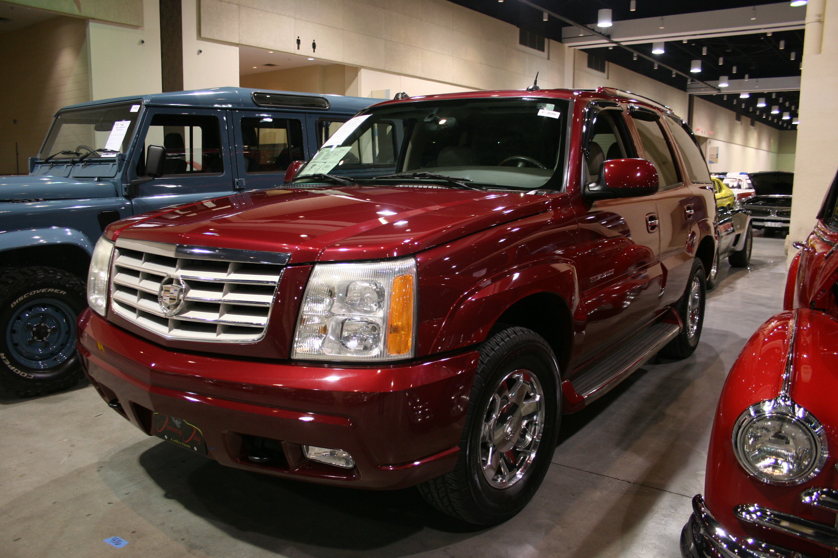 1st Image of a 2005 CADILLAC ESCALADE 1500; LUXURY