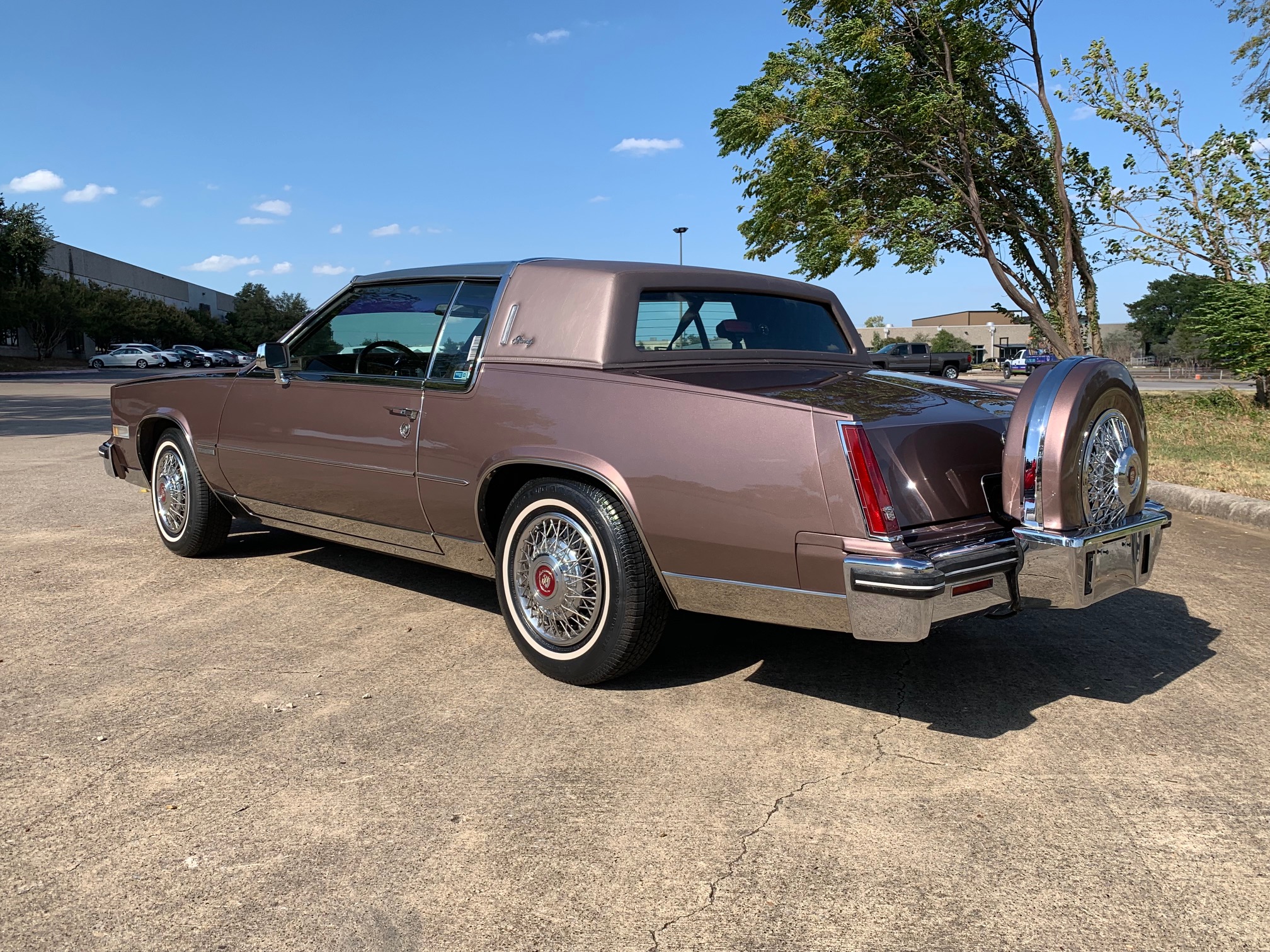 2nd Image of a 1983 CADILLAC ELDORADO BIARRITZ