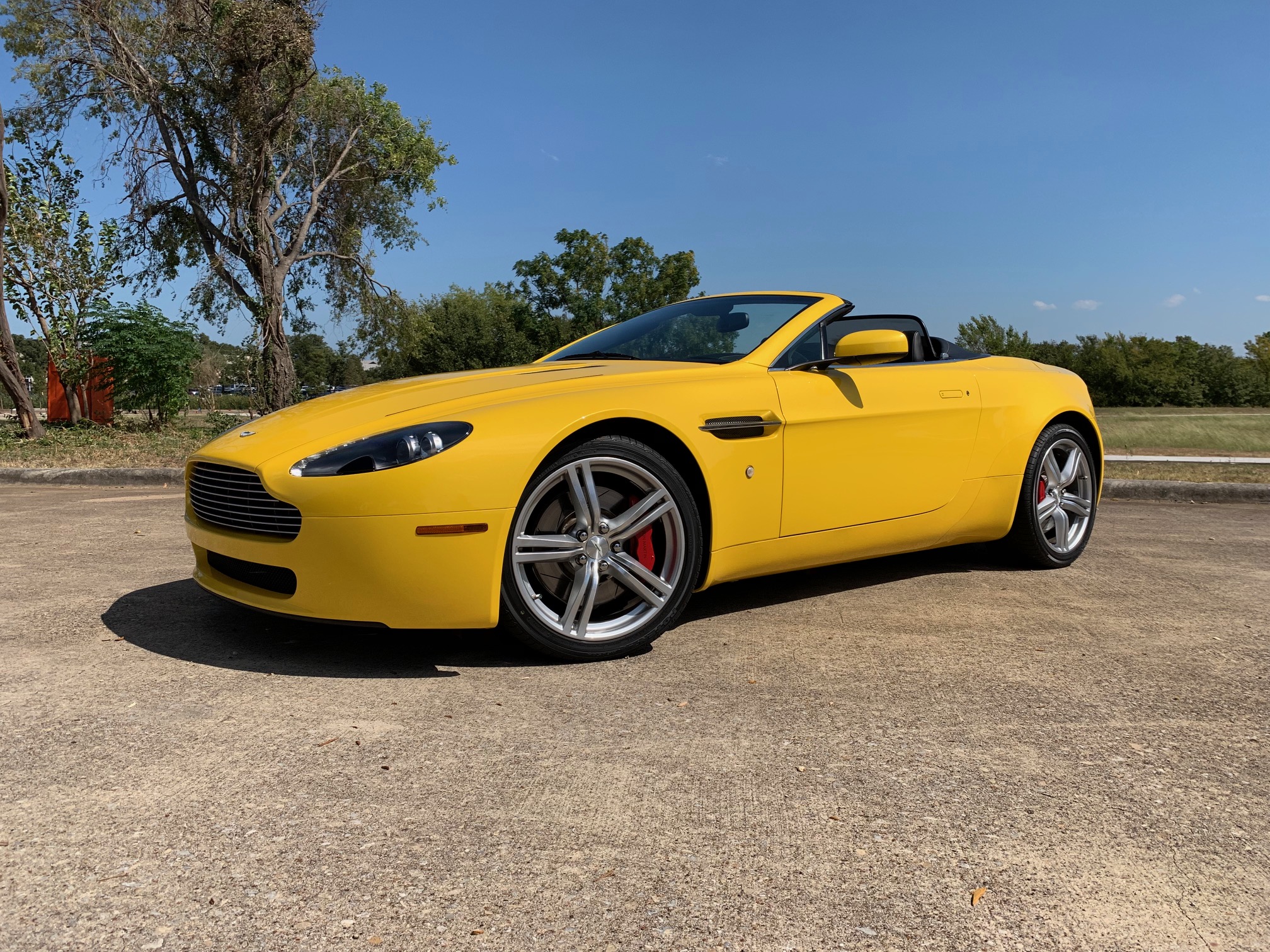 0th Image of a 2009 ASTON MARTIN VANTAGE ROADSTER