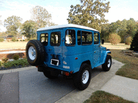 Image 2 of 10 of a 1980 TOYOTA FJ40