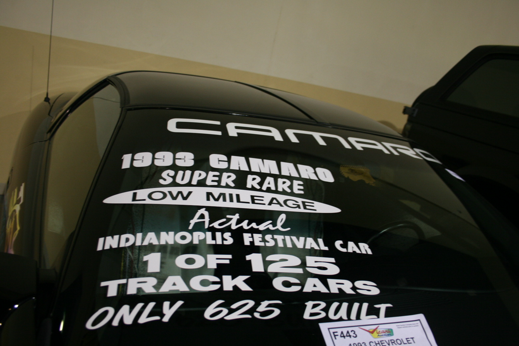 4th Image of a 1993 CHEVROLET CAMARO Z28