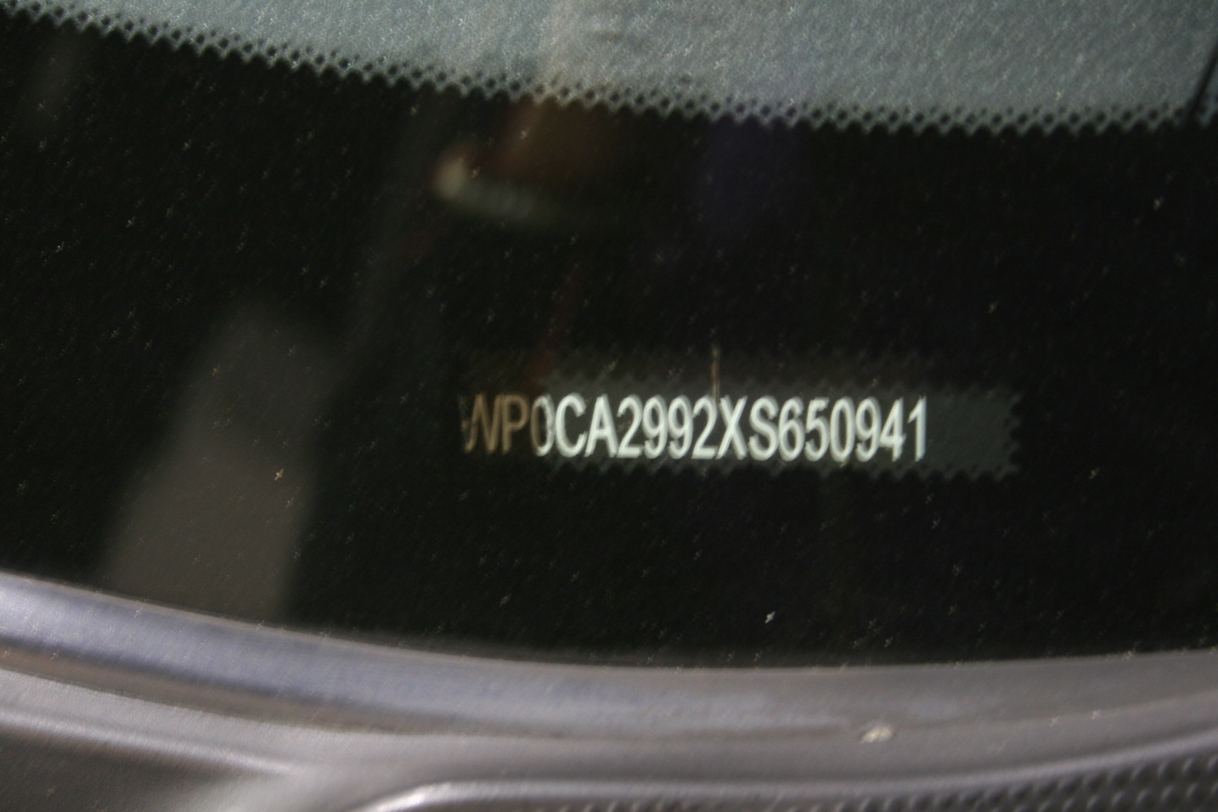 3rd Image of a 1999 PORSCHE 911 CARRERA