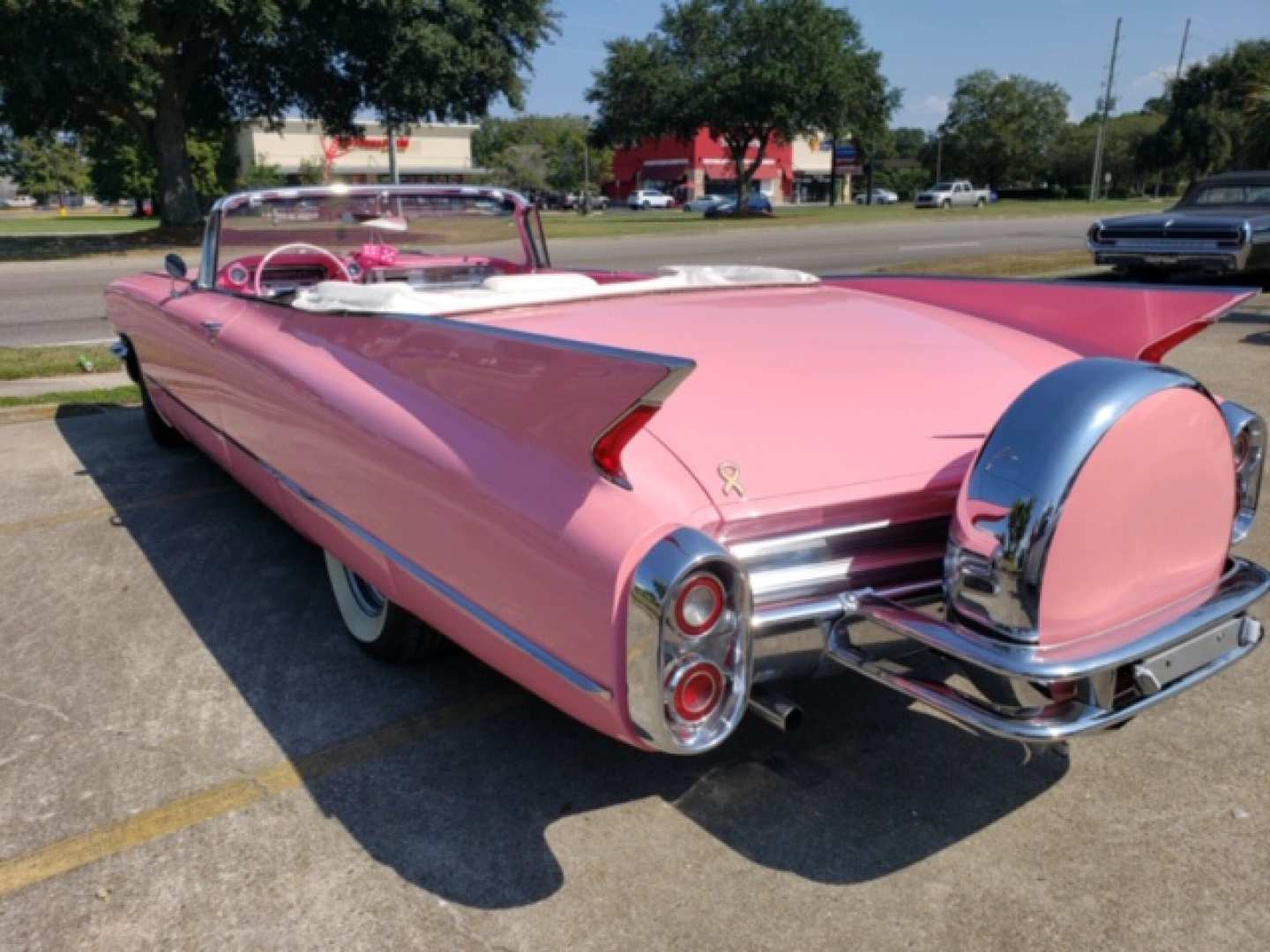 2nd Image of a 1960 CADILLAC DEVILLE