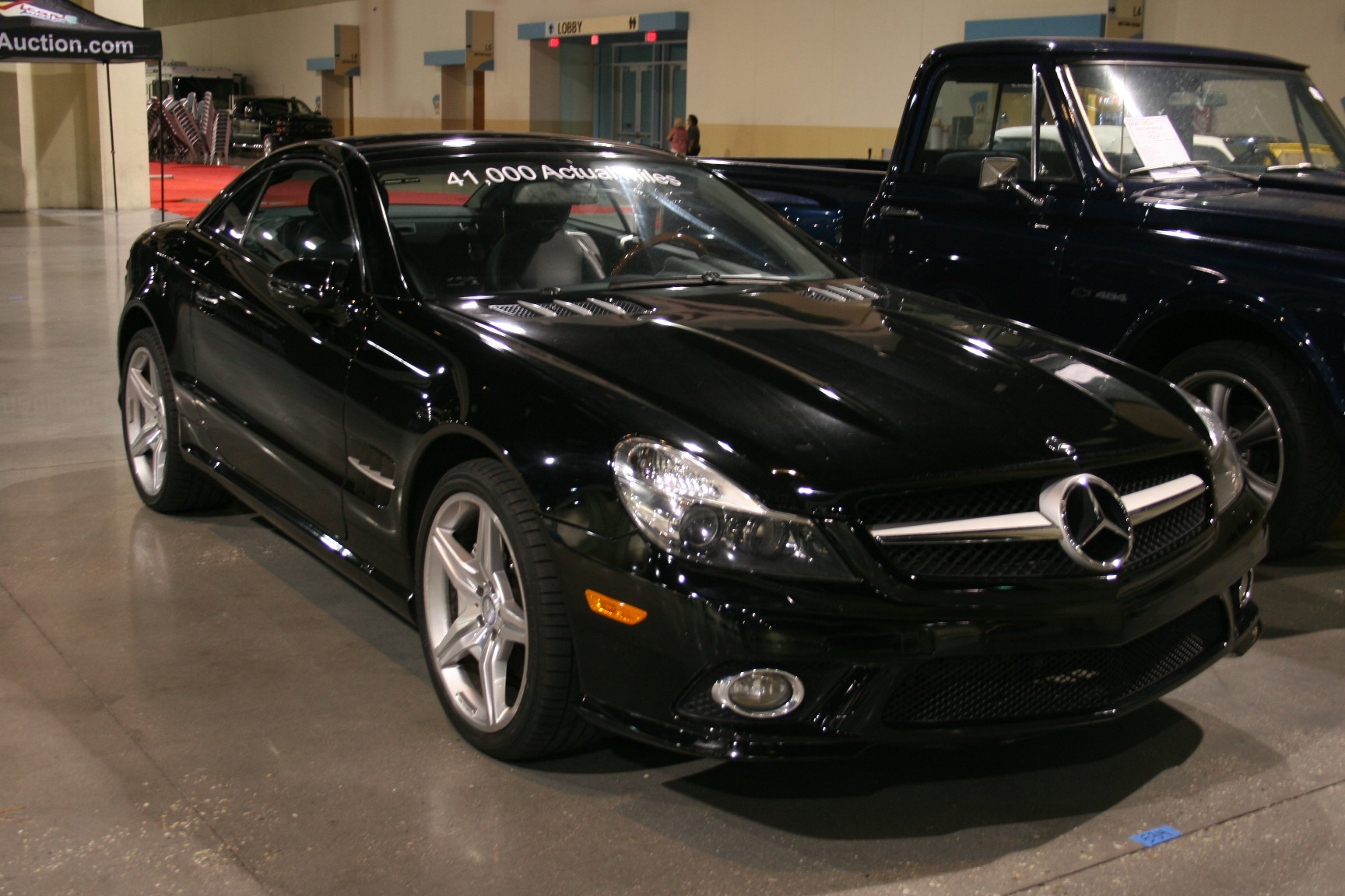 1st Image of a 2011 MERCEDES-BENZ SL-CLASS SL550