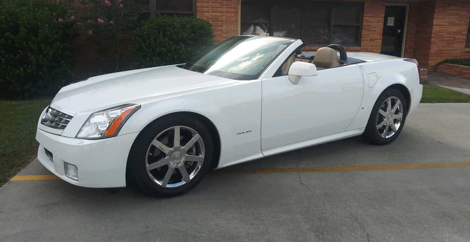 1st Image of a 2008 CADILLAC XLR ROADSTER