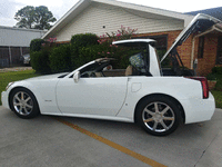 Image 9 of 10 of a 2008 CADILLAC XLR ROADSTER