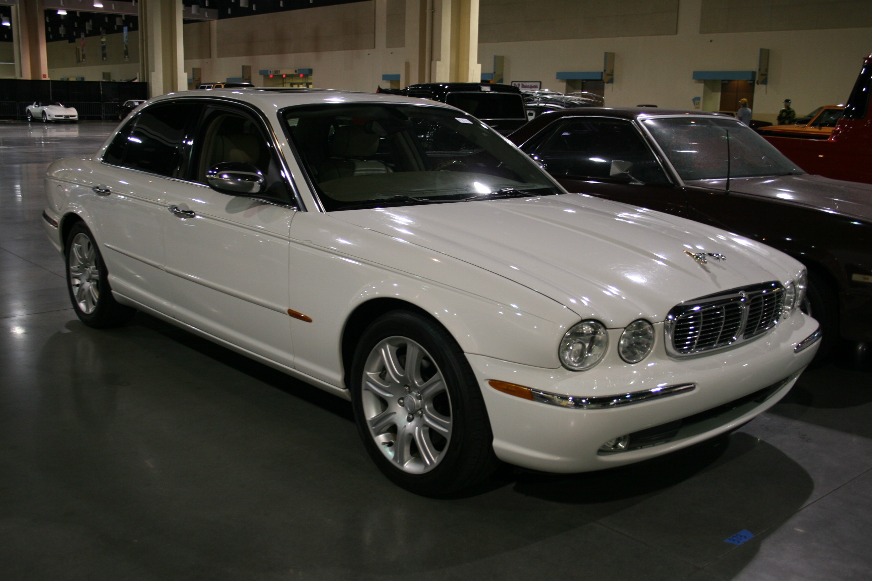 1st Image of a 2004 JAGUAR XJ SERIES VANDEN PLAS