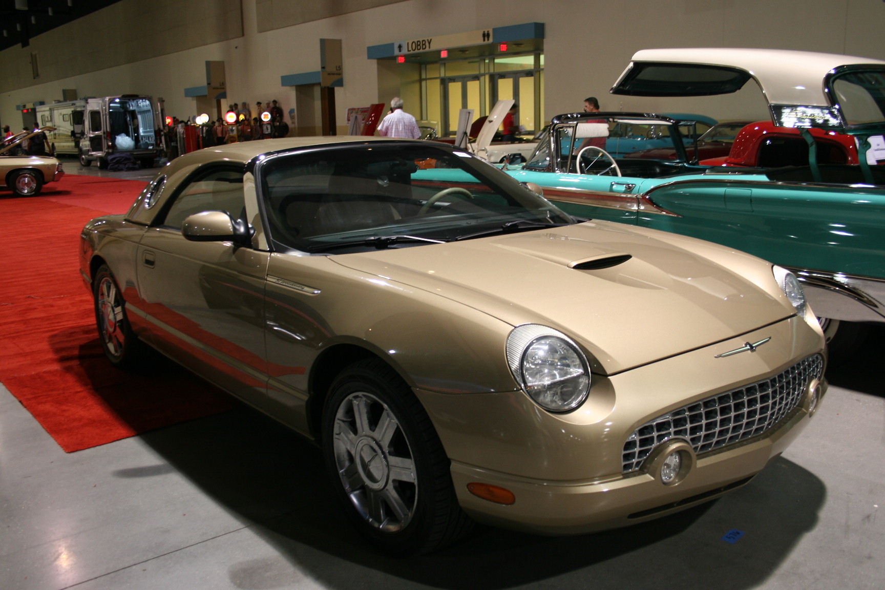 1st Image of a 2005 FORD THUNDERBIRD