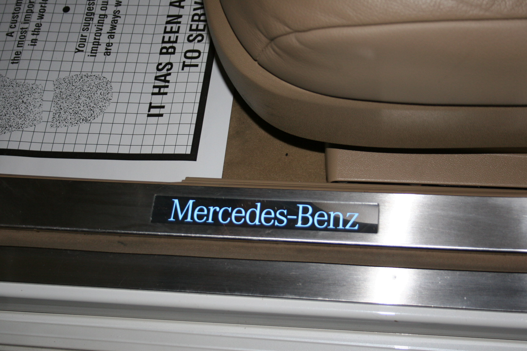 7th Image of a 2011 MERCEDES-BENZ S-CLASS S550