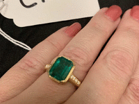Image 1 of 3 of a N/A RING EMERALD & DIAMOND