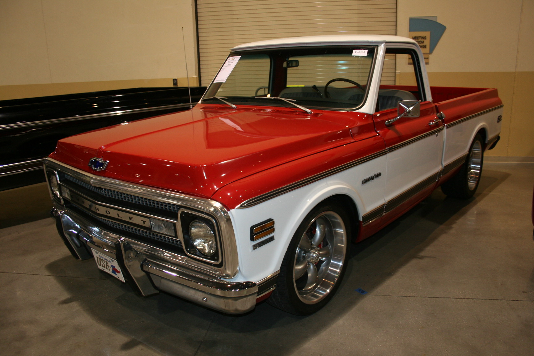 3rd Image of a 1969 CHEVROLET FLEETSIDE